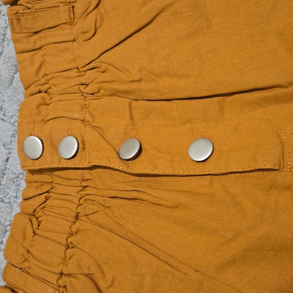 Lumière Paper Bag Shorts NWT - Picture 2 of 5